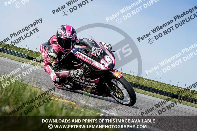 anglesey no limits trackday;anglesey photographs;anglesey trackday photographs;enduro digital images;event digital images;eventdigitalimages;no limits trackdays;peter wileman photography;racing digital images;trac mon;trackday digital images;trackday photos;ty croes